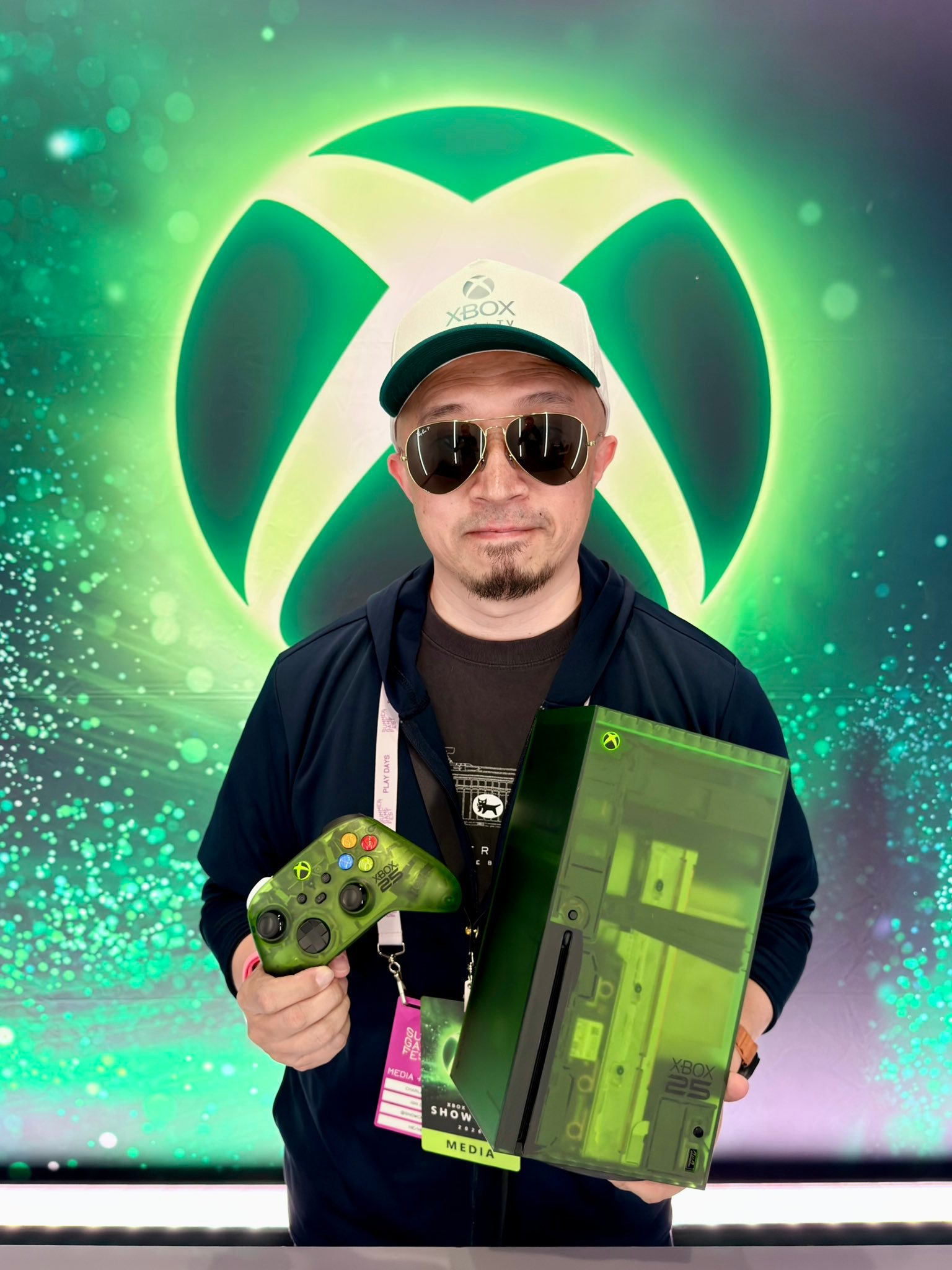 说一件不开心的事让大家开心一下。多哥参加了软官方举办的Xbox发布会FaFest