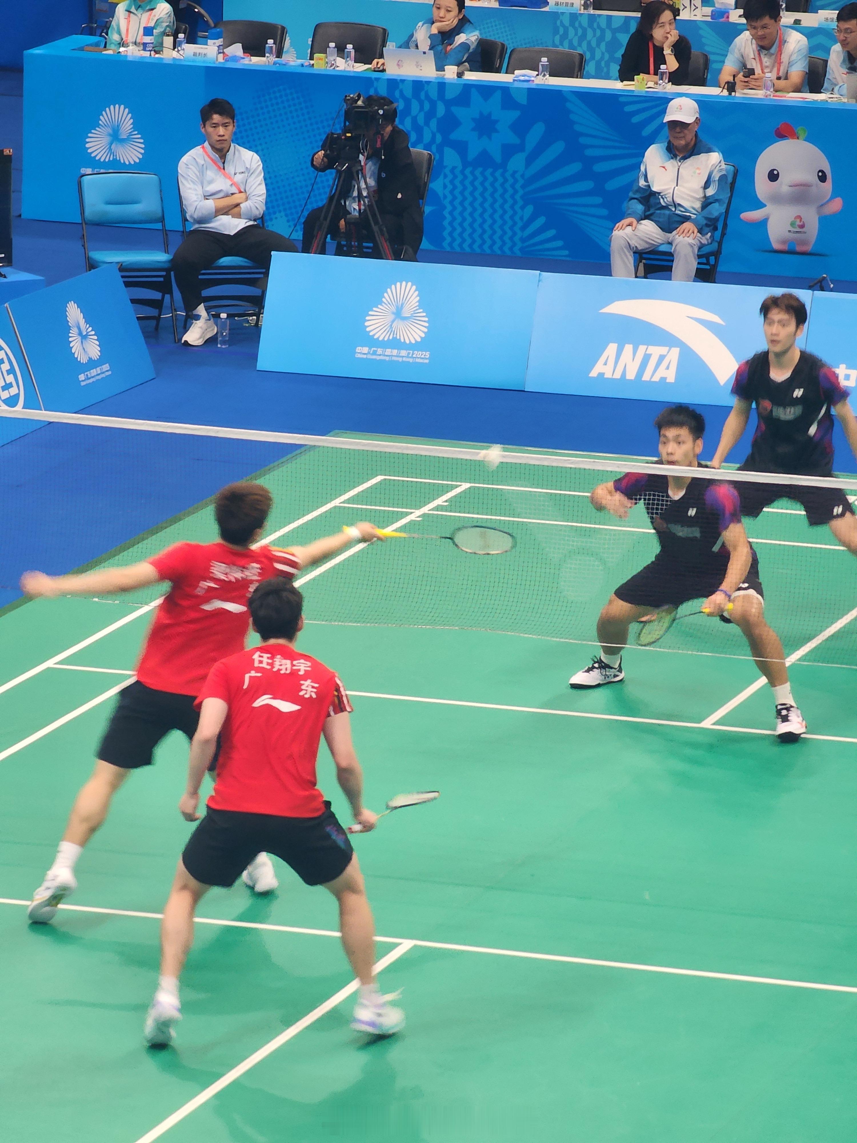男团 成年组 半决赛浙江队 1-0 广东队 男单 第1场 孙超 21-14 21