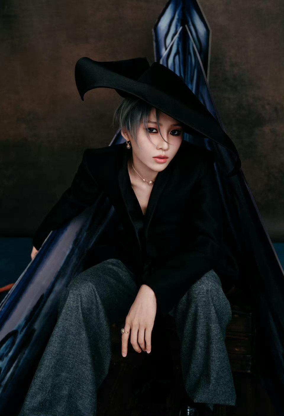 刘雨昕微博之夜出图