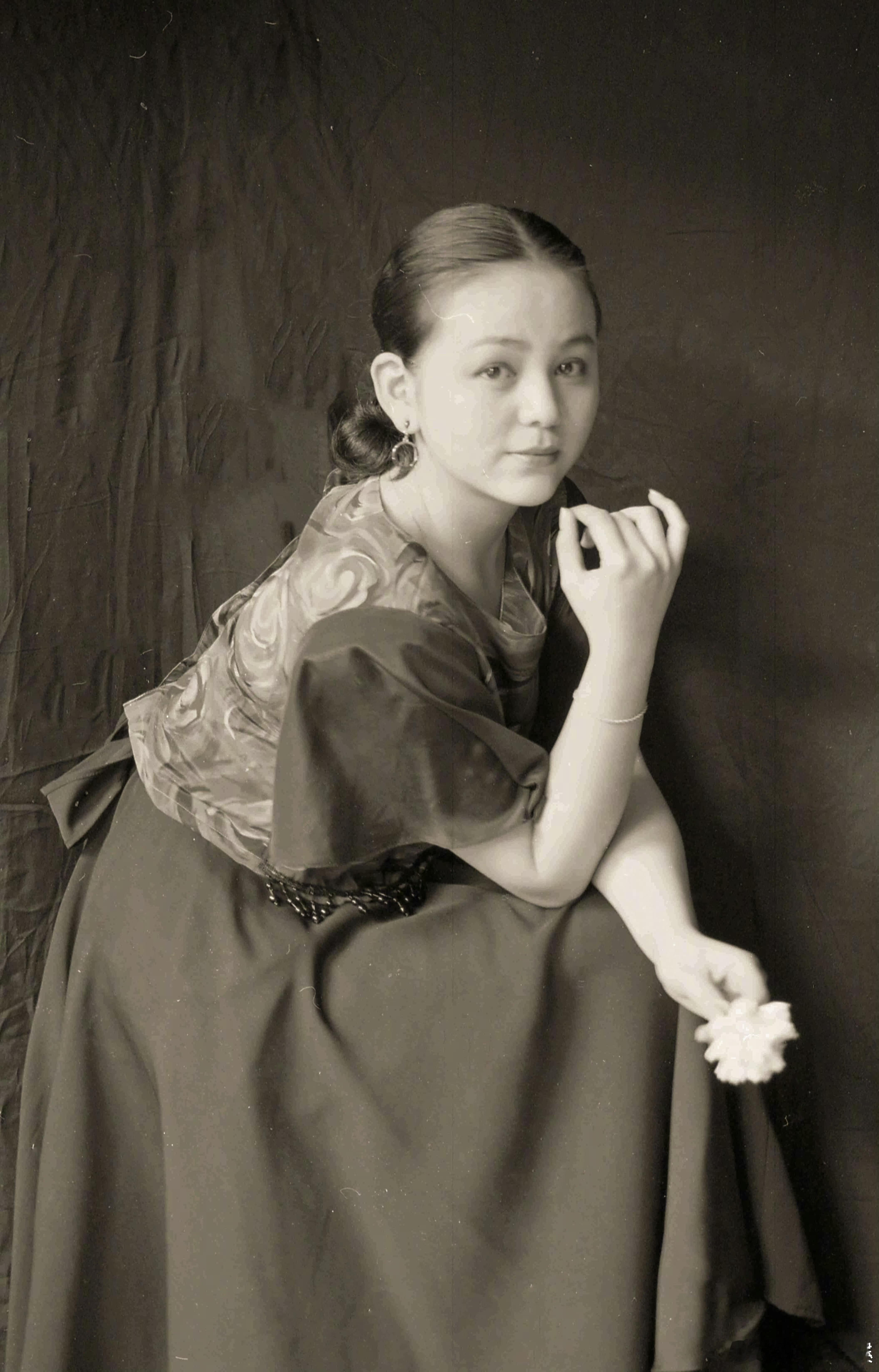 #王琳三十年前居然长这样#三十年前的王琳，婴儿肥是她的可爱标签，标志的五官是她的