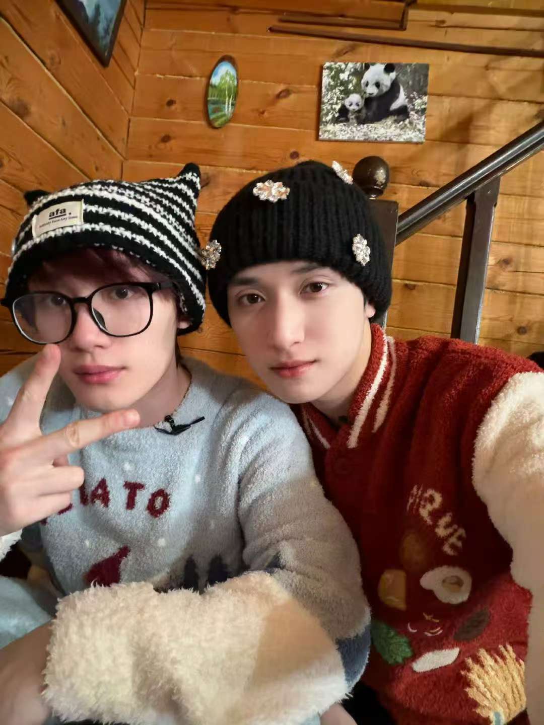 丁程鑫严浩翔比24丁程鑫让严浩翔找到了旅行的意义丁程鑫让严浩翔找到了旅行的意义 