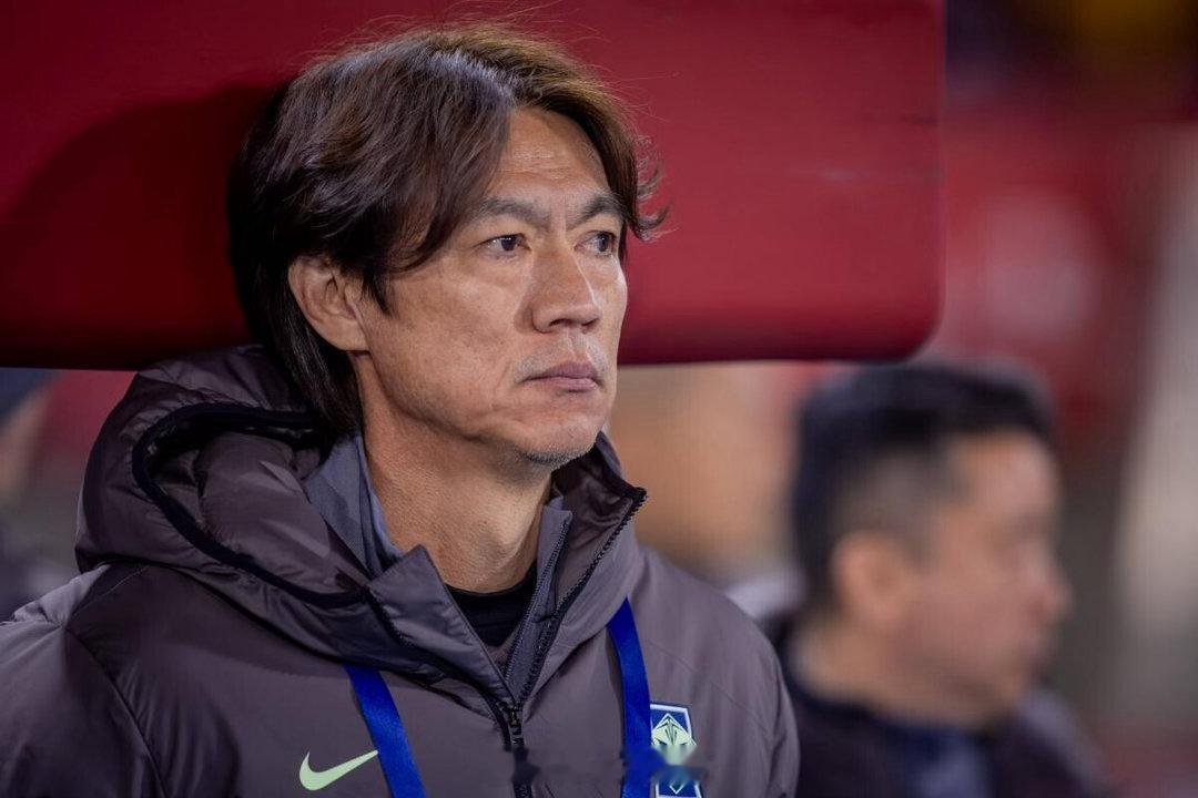 韩国警方正式宣布对韩国足球协会（KFA）总部办公大楼进行了突击搜查。此次行动源于