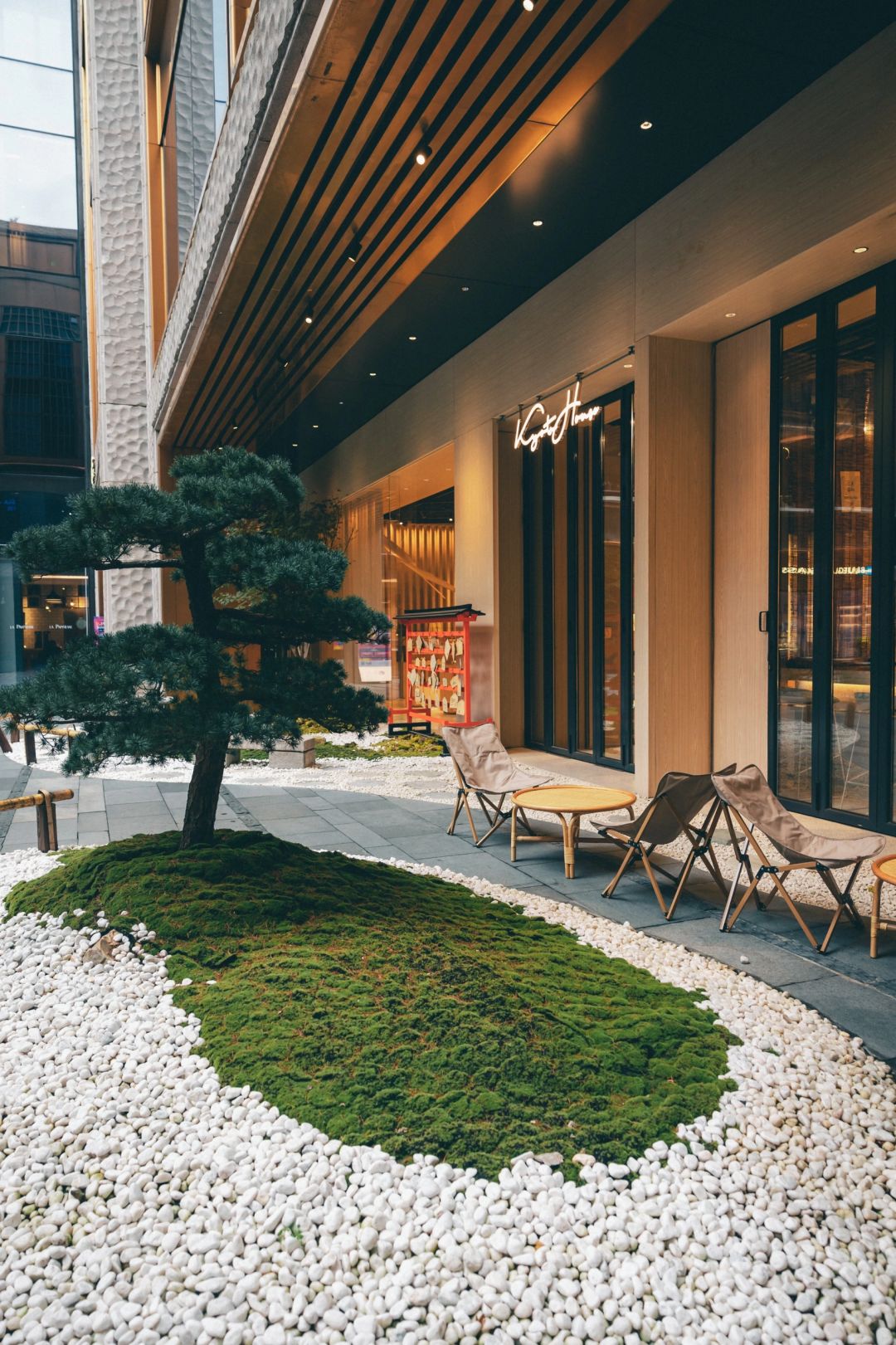 不在京都在外滩！被美学空间里的青瓷美哭😭