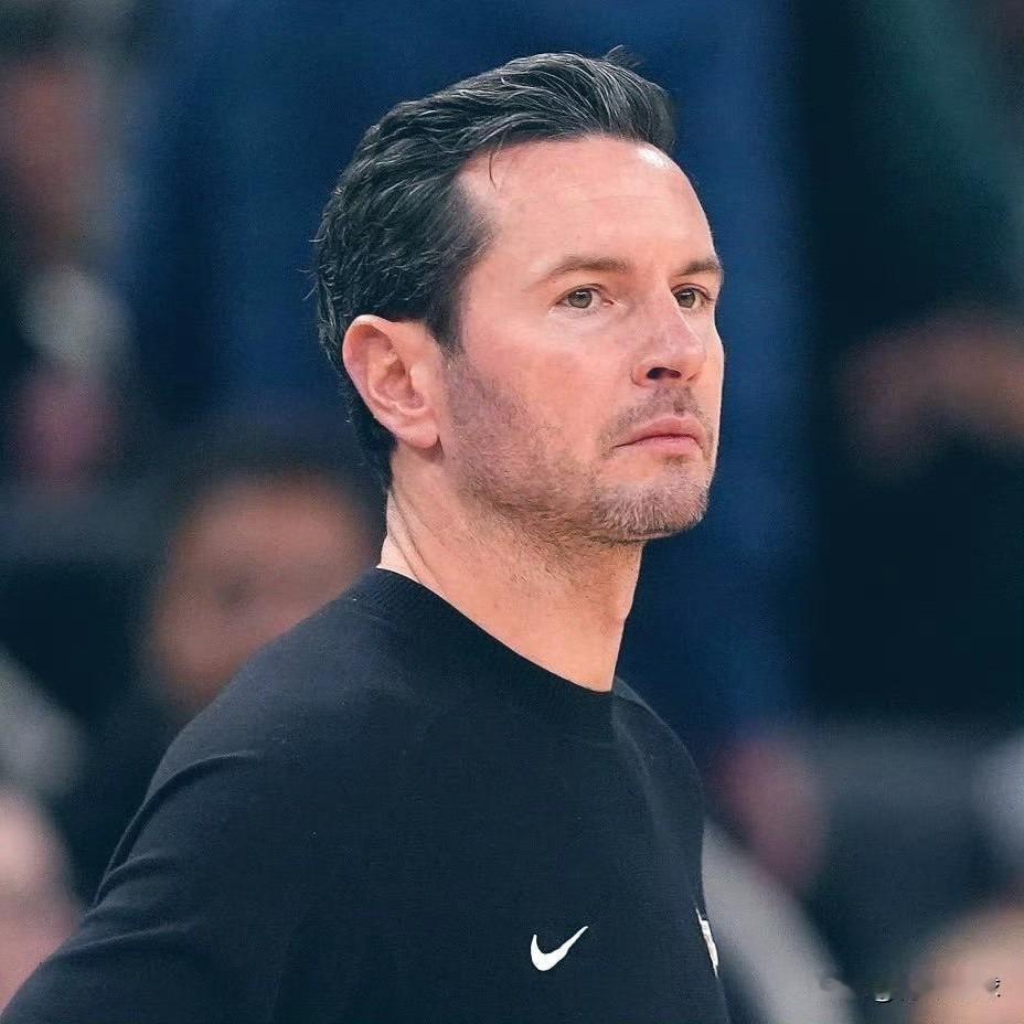 雷迪克真是啥都敢说啊！

今天湖人队组织了日常训练，主教练雷迪克在训练结束后接受