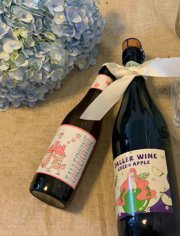 如果有一天：你不再寻找爱情，只是去爱；你不再渴望成功，只是去做；你不再追求空泛的