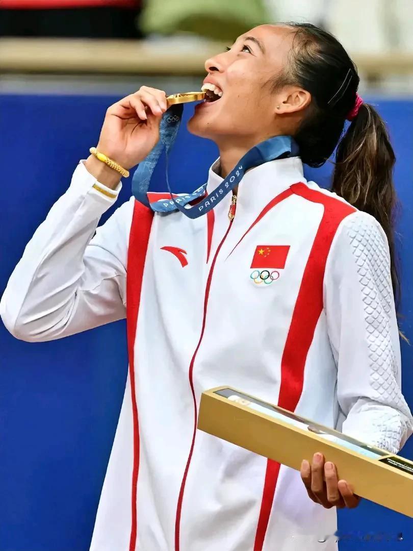 巴黎奥运会实时金牌榜:
(北京时间8月4日06:00/巴黎时间8月4日00:00