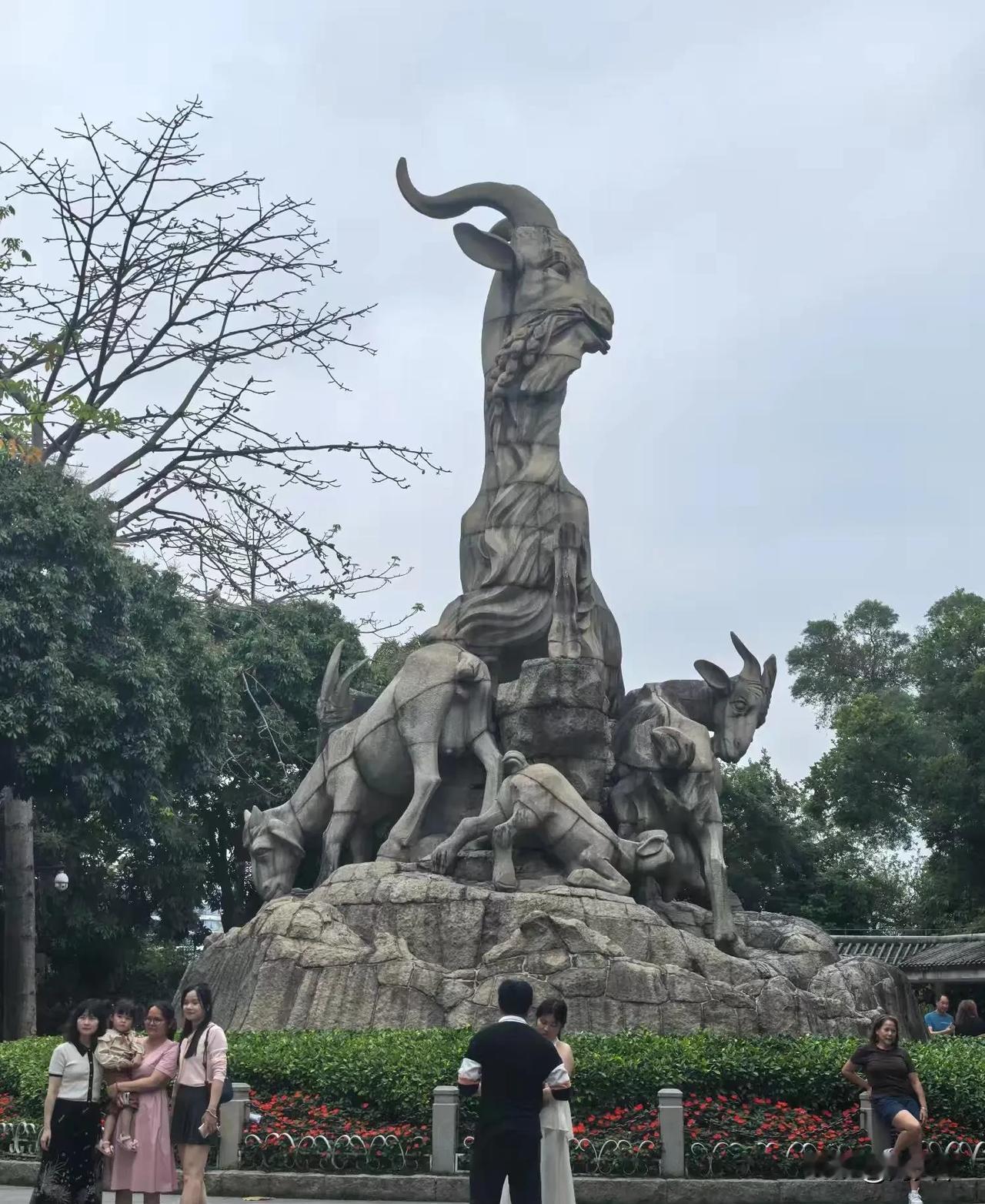 乡村旧事：盼糖块。三十多年前的北方乡村，日子过得像村口那条结了冰的小河，素素净净