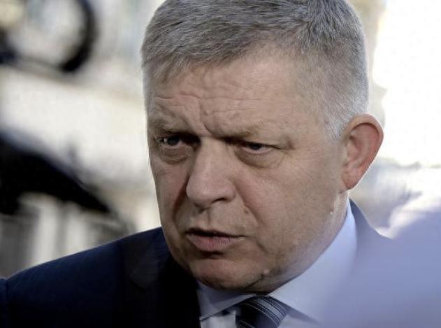 斯洛伐克总理怼欧盟：抢俄3000亿给乌克兰，这就是让人去送命。斯洛伐克总理菲佐近