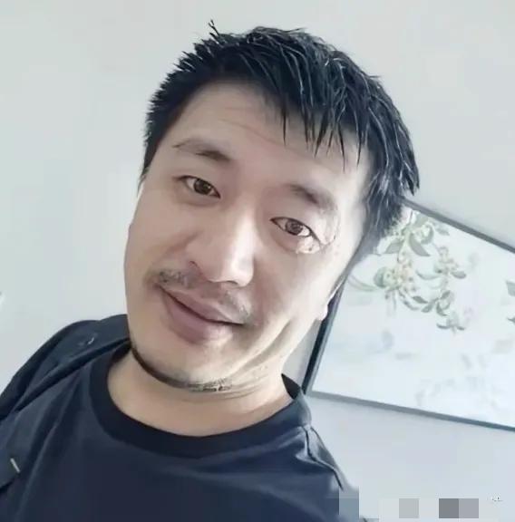 学医的朋友看了张雪峰的新闻之后，说了一句大实话，这事不管真假，都给普通人提了一个