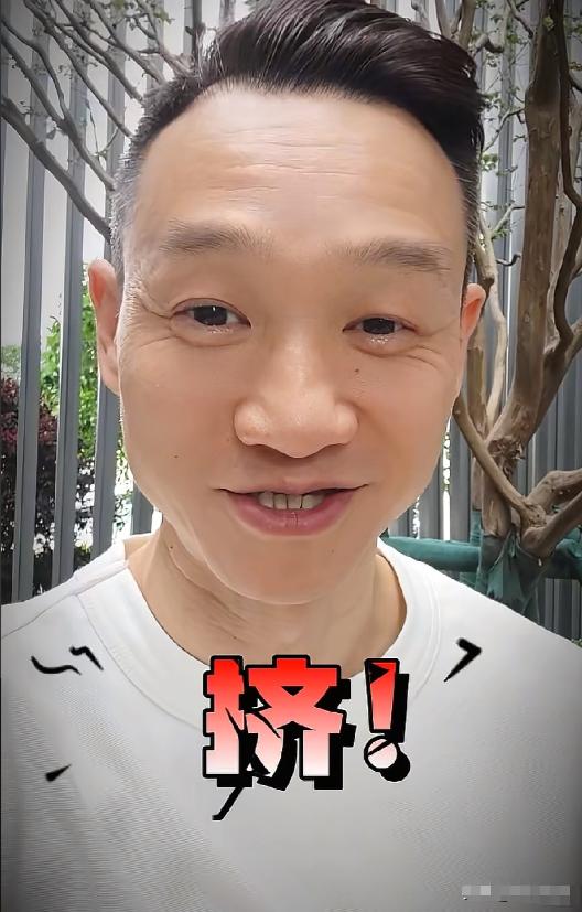 [啤酒]杨威向网友们求助：“我们在香港租的房子要到期了，这个房子40平米大，我们