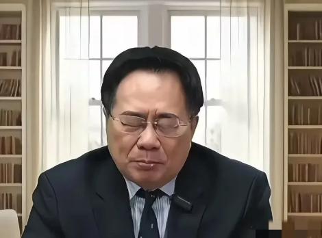 前几天还在法庭上被重判的蔡正元，转眼间形势就变了调。那个当初给他戴电子脚镣、恨不