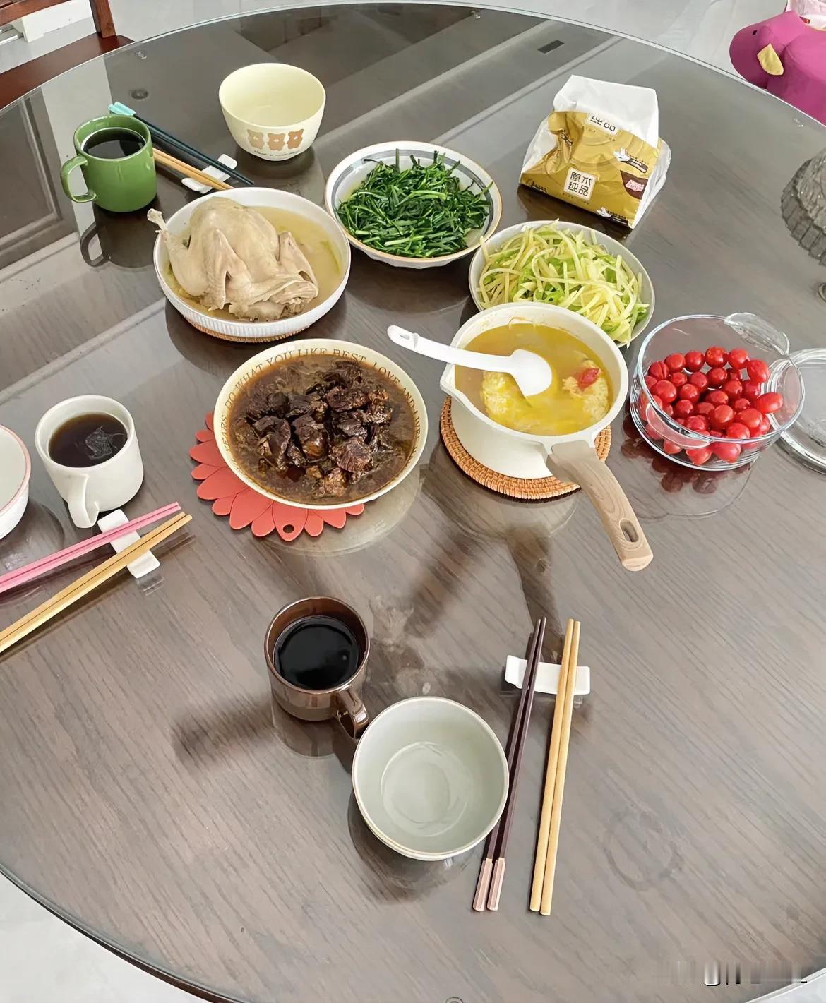 好奇怪的梦！
昨夜
梦见自己烧东西
烧下面鸡毛
是吉
还是凶？

445、99倍