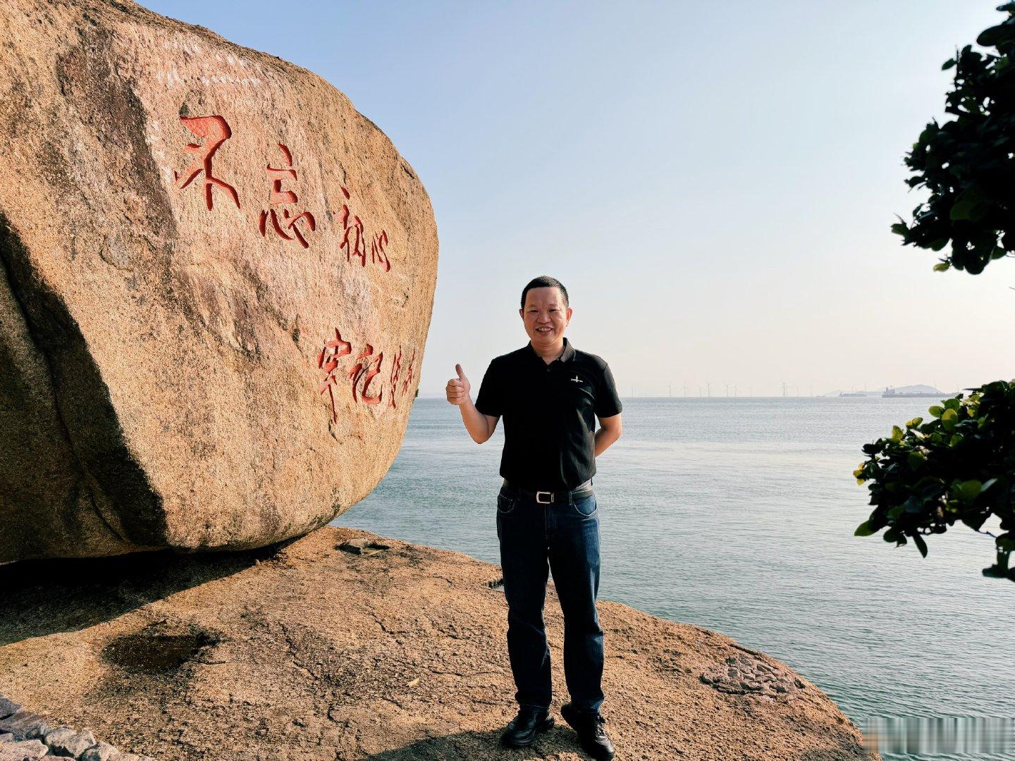 极度坦诚的人，一般朋友都很少，因为很多人会觉得他傻，也有人会觉得他很无趣，可是这