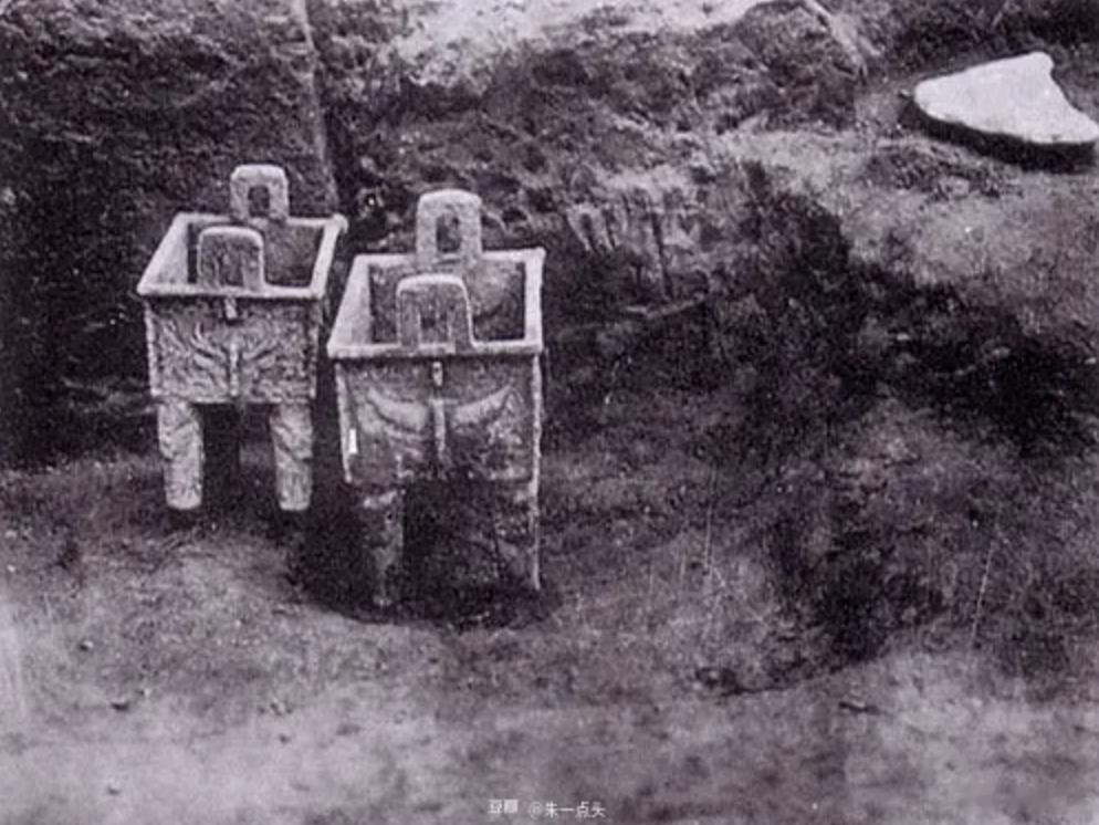 殷墟真是个神奇的地方 #沅汰博物馆# 1935年春天，中央研究院对殷墟进行了第1
