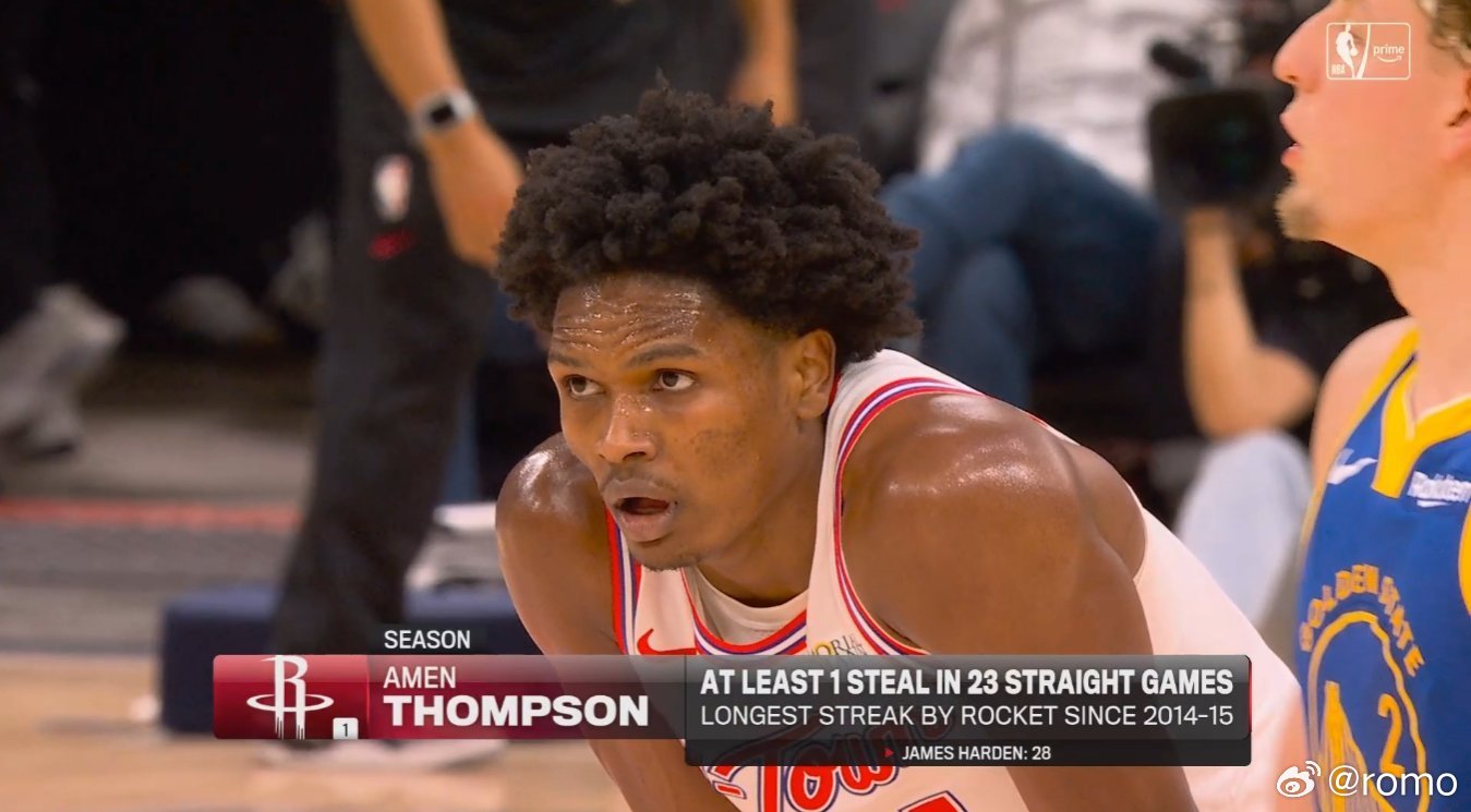 终于赶上了，阿门三分＋快攻 阿门是连续23场有抢断，自从2014-15赛季的哈登