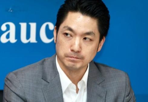 近期，民进党“立委”副干事长陈培瑜、书记长范云提到沈伯洋时大力吹嘘他会打篮球、桌