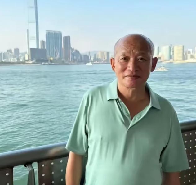 蹊跷！湖南邵阳一名64岁男子下午出门前告诉妻子去下象棋，随后穿着T恤、拖鞋离开，