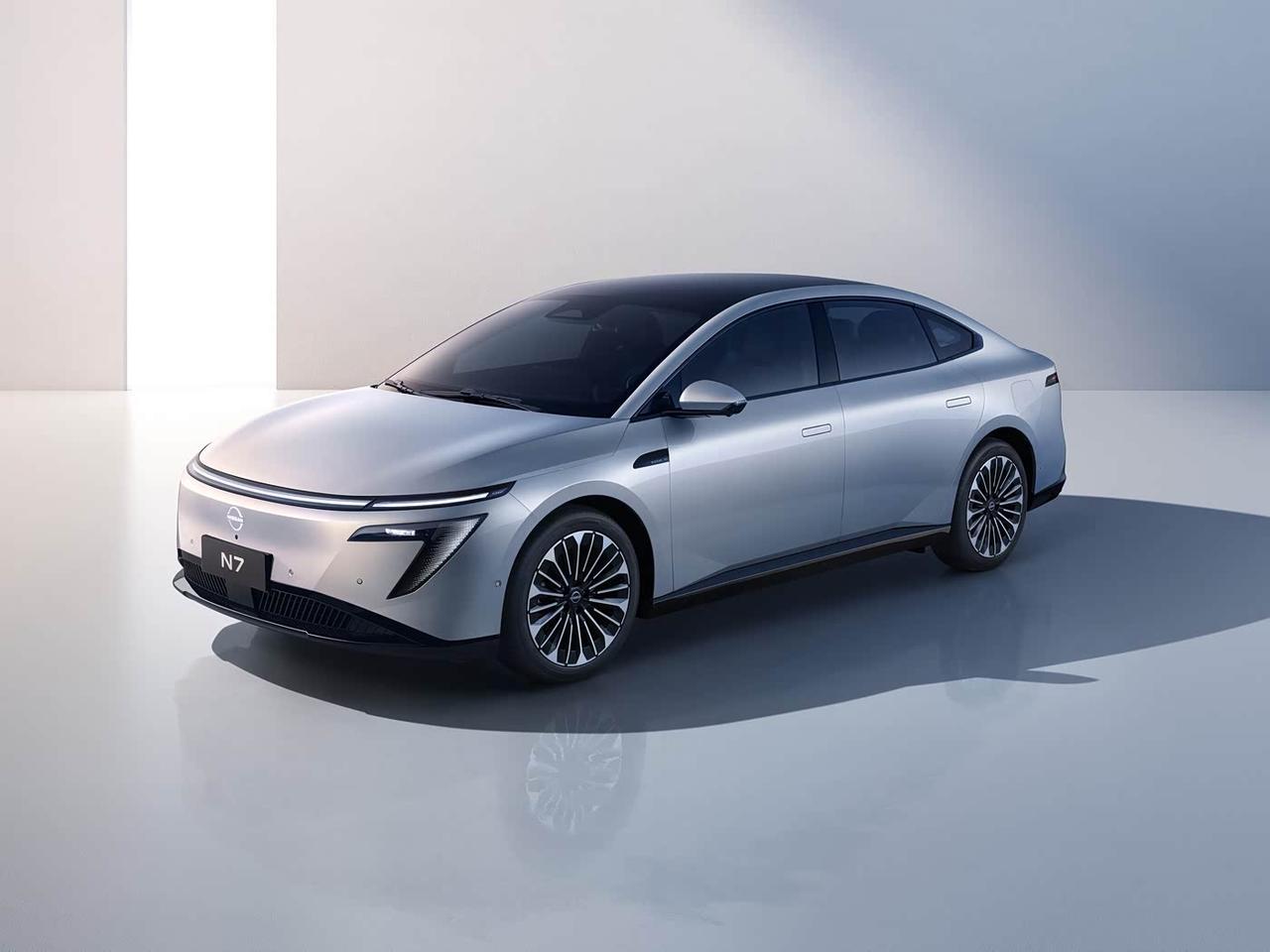 10万块买纯电大尺寸轿车，要造型前卫还有智能化强，日产N7和启源A06你会选哪个