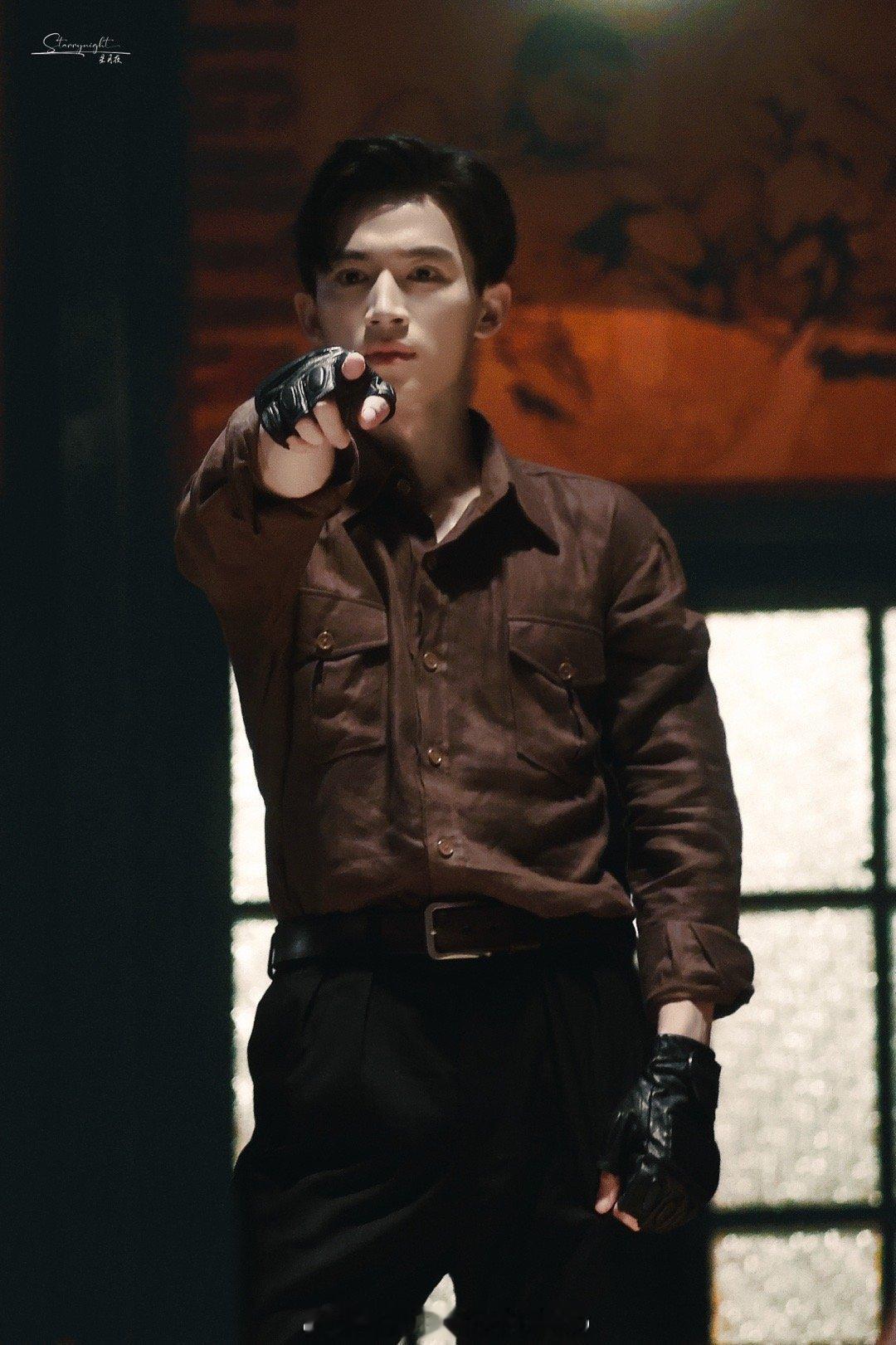 王星越暗影侦探路透，这部月底要抬！！