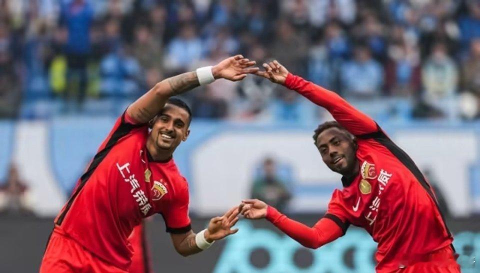 2025赛季中超联赛结束了末轮的全部8场角逐。最终，上海海港2分优势力压上海申花