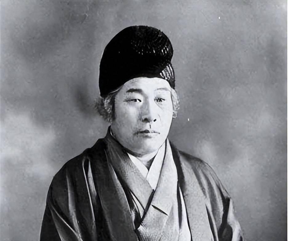 [太阳]广岛还没爆炸时，他就说这里会变成火海，人们笑他疯了，1945年8月6日，