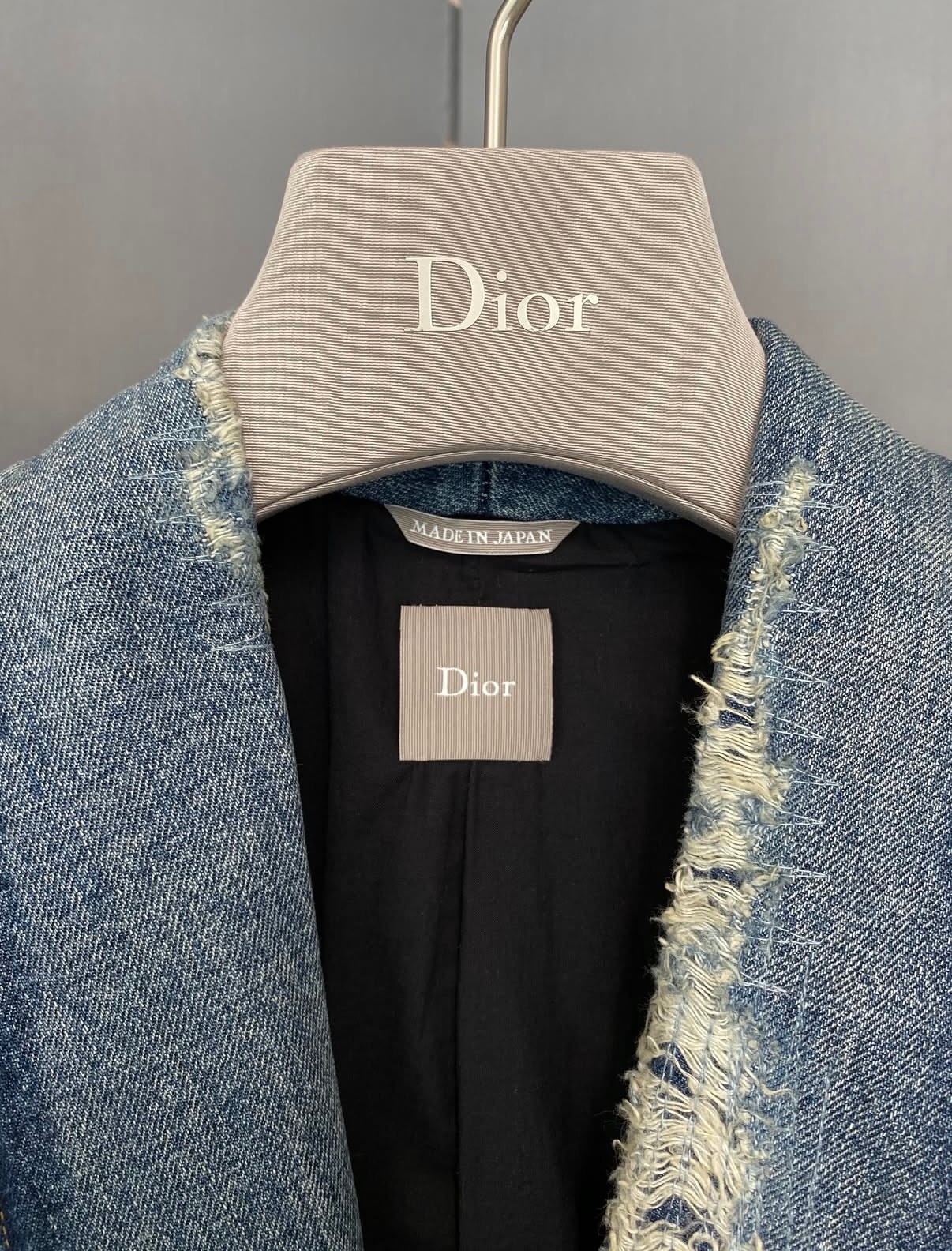 Dior 的牛仔系列，都要发到牛仔技术更加完善的日本制作……时尚灵感解读 男装周