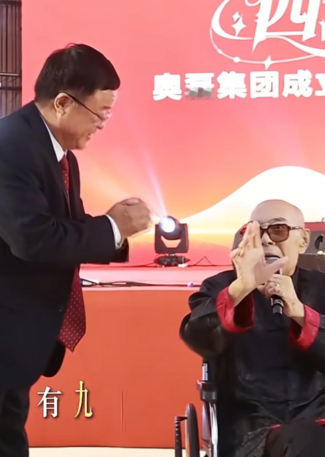 这是“沙僧”刘大刚，生前最后一次的公开露面，他的身体情况恶化，其实早就有迹可循了