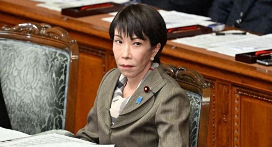 2026 年 3 月，高市早苗携 250 棵樱花与 5500 亿投资访美，试图复