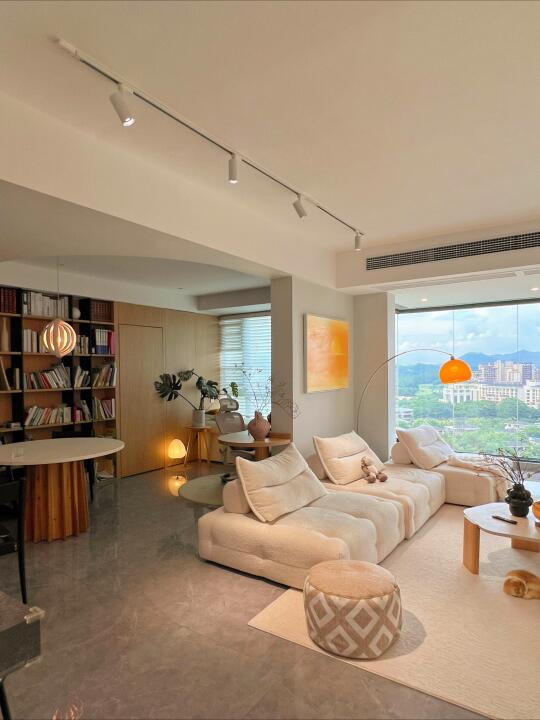 建面126m²套内99 m²的家，三个人住刚刚好！