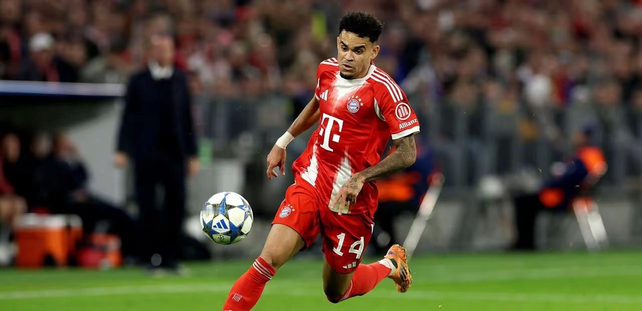 迪亚斯在欧冠中的停赛场数从三场减为两场。在拜仁客场2-1战胜巴黎圣日耳曼的欧冠小