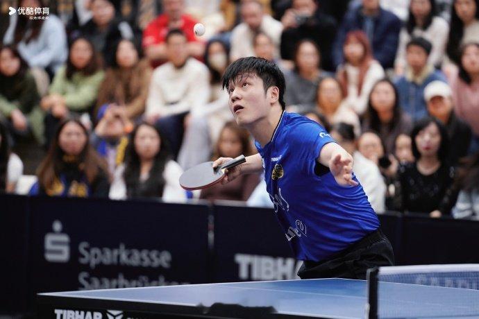 当“天才”不再被允许脆弱，樊振东与全红婵，两个名字，两种截然不同的赛场，却在这个