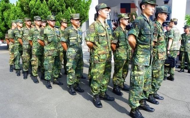 台湾自己起内讧了？台湾士兵曾突然发出来灵魂拷问：“两岸一旦开战，台湾失败后，阵亡