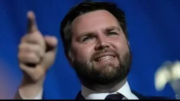 本轮美伊重磅谈判，两边阵容反差太真实。伊朗仅仅71人，却是一个领域一个实权话事人