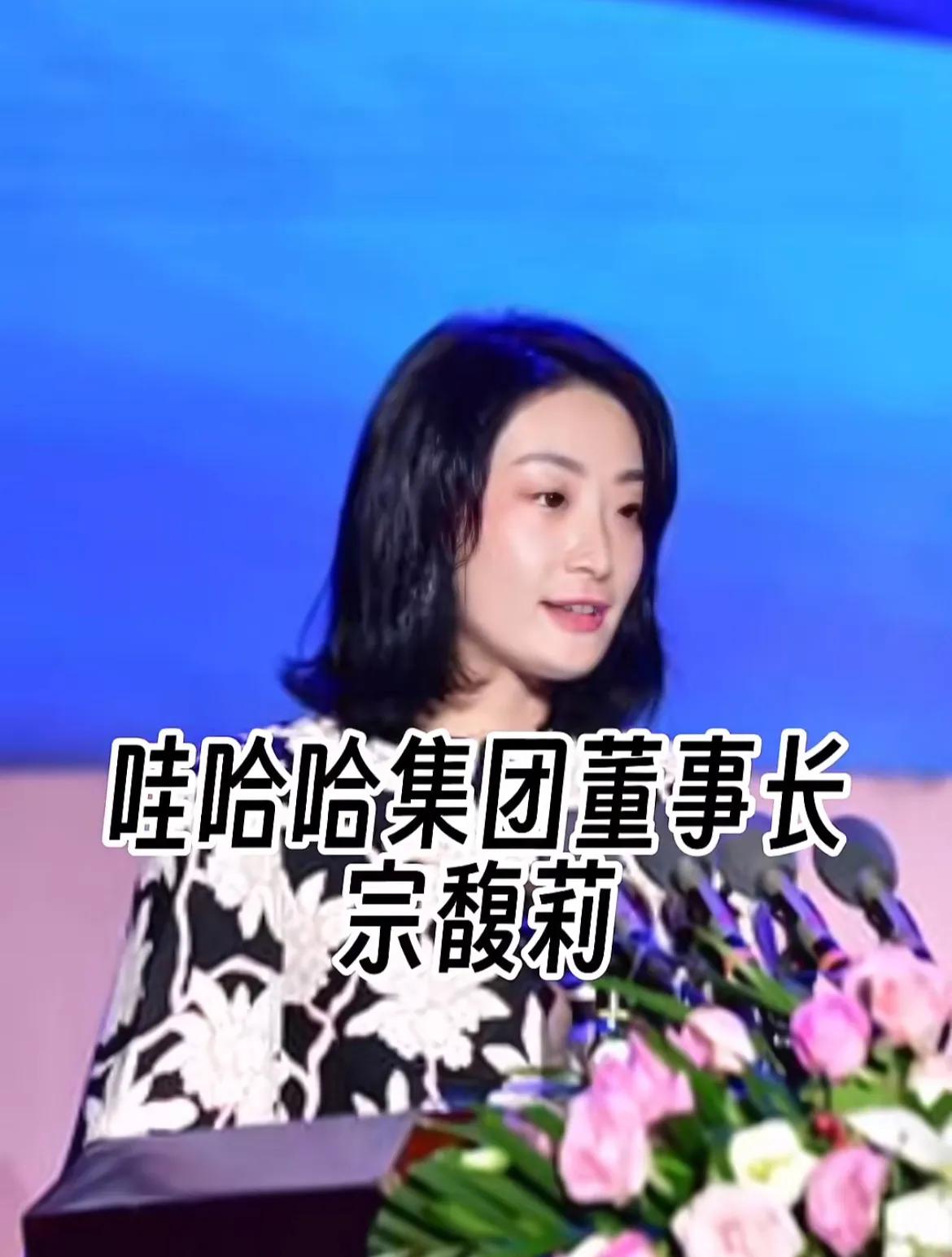 这是一个绝对精彩的女性时代，敬请期待吧！[赞]
我发现娱乐圈最近几年也女性开始拿
