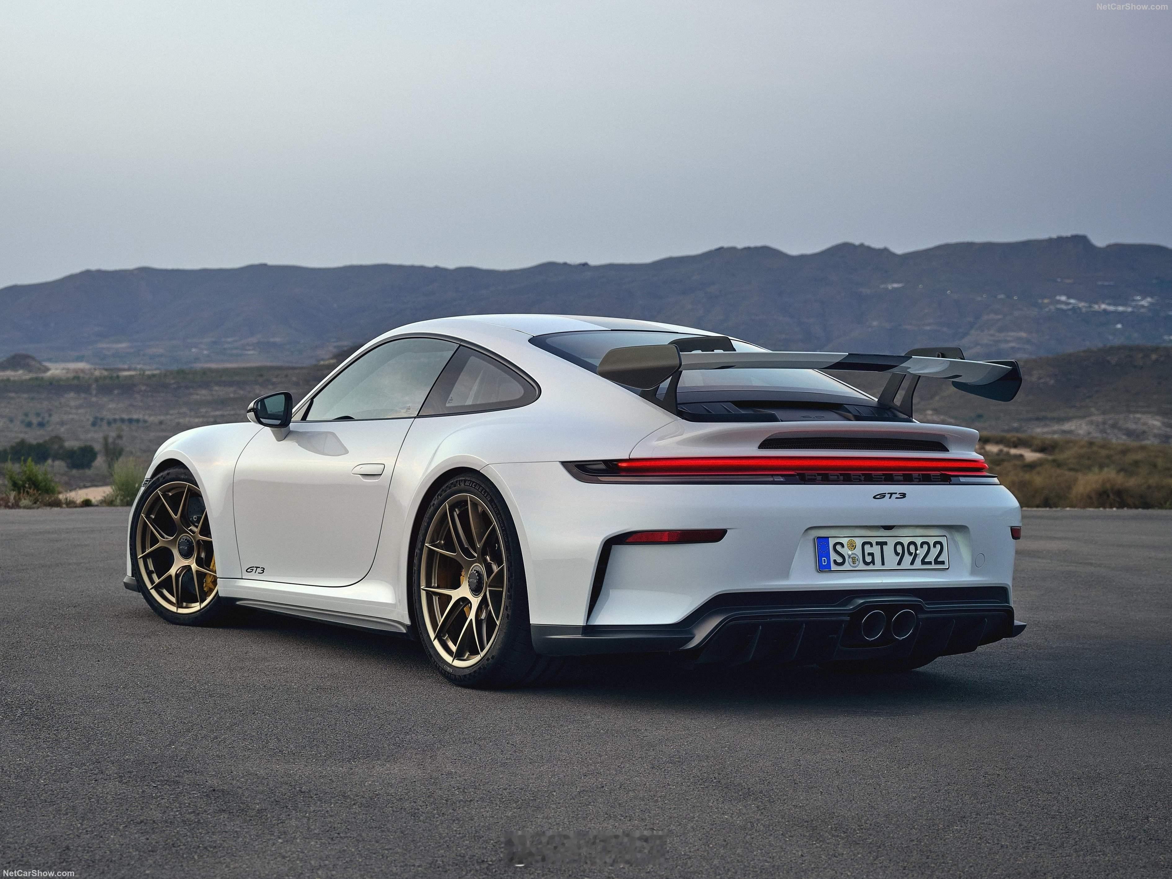 911 GT3的9000转引擎生命周期只剩2年[失望]看到一则新闻，欧7排放标准