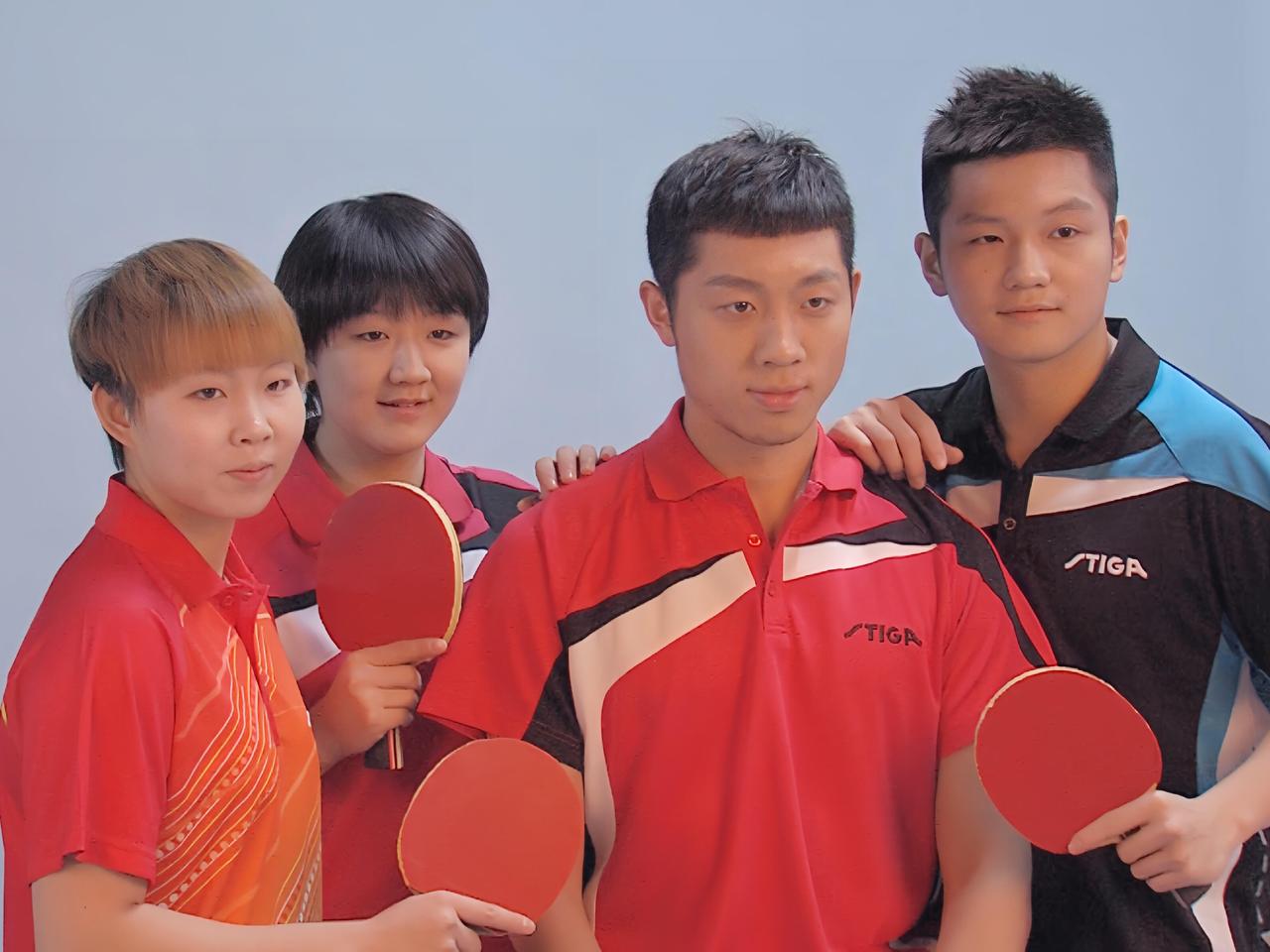 珍贵的回忆，樊振东许昕还有梦姐朱姐那个时代，小胖那个时候还没有长好，稚嫩！
那个