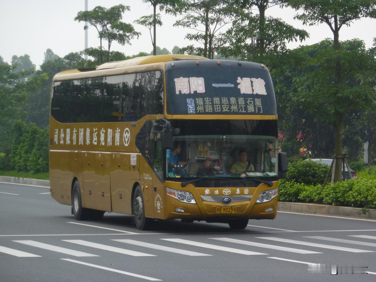 石狮 河南曾经开往福建泉州地区的省际长途线路（四）
南阳—石狮
郸城—石狮
固始