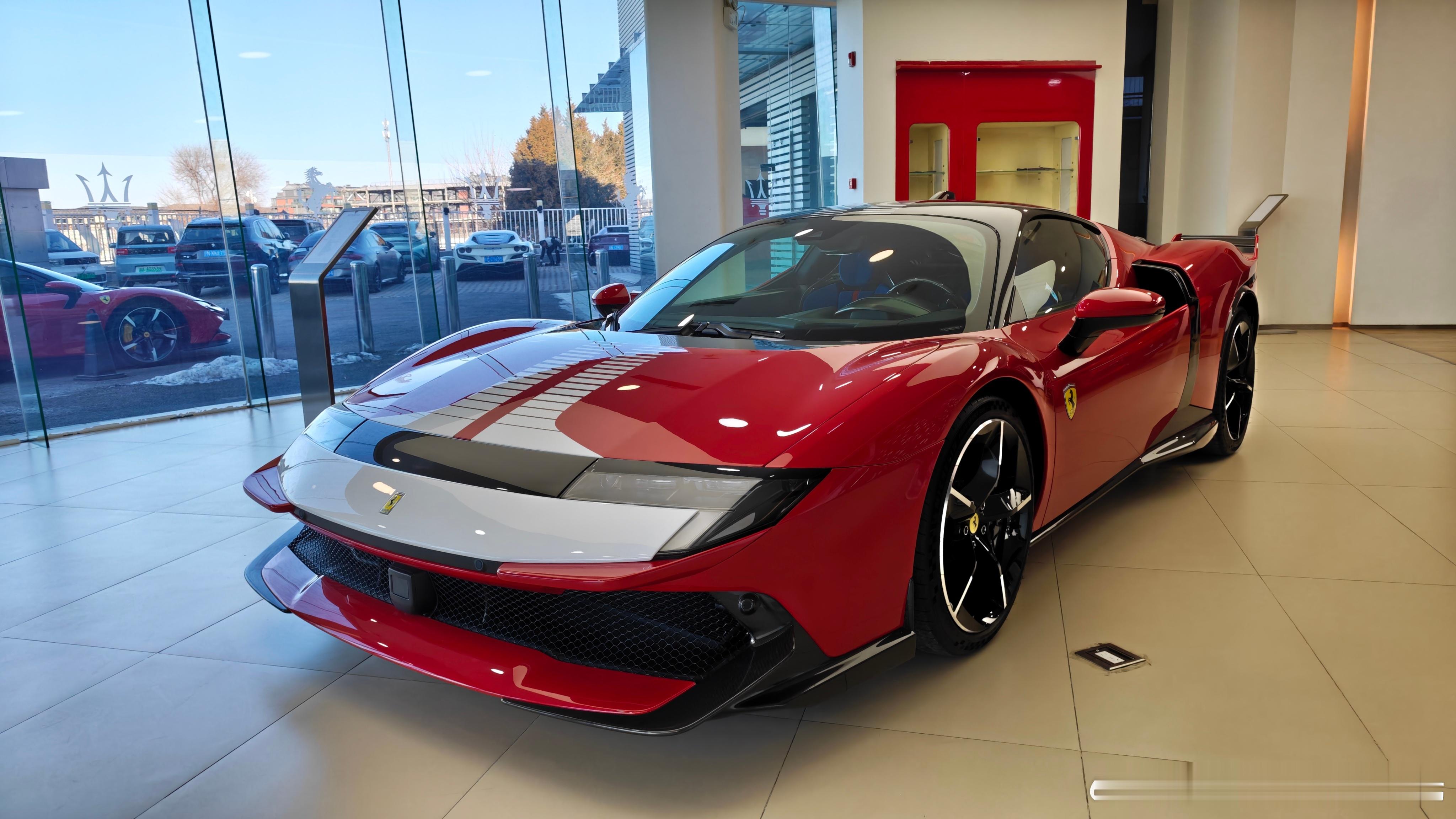 今天跟849Testarossa相处了一下午，越来越深刻的感觉到法拉利是个伟大的