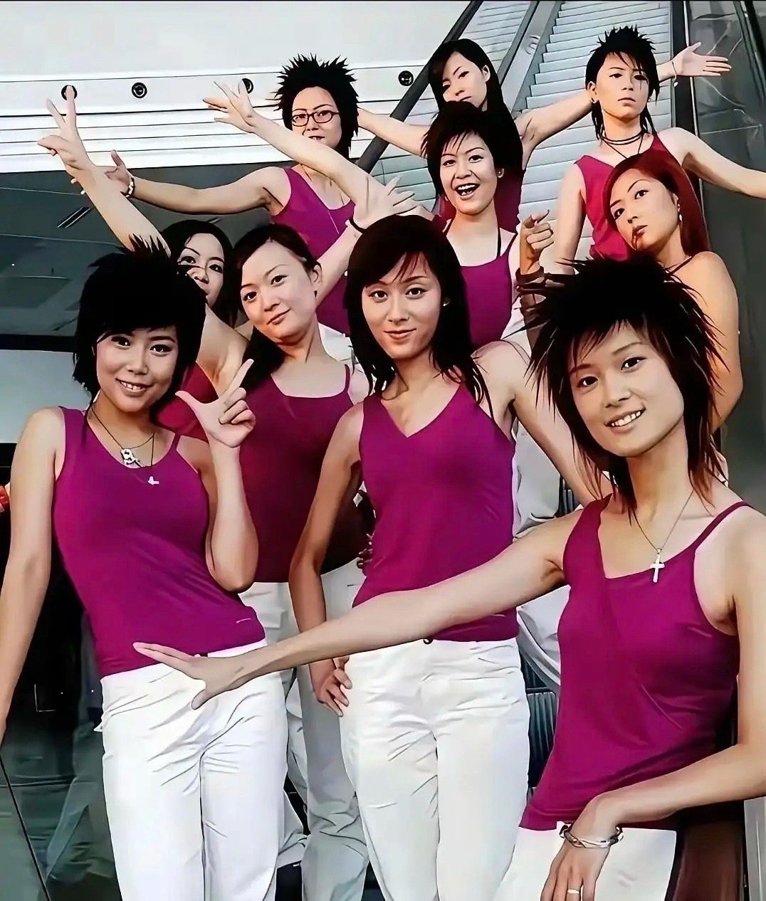一转眼，超女是20年前的事了。你还认得出冠亚军是谁吗？ 