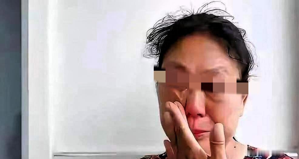 亲妈一张嘴，直接把儿子的“金饭碗”给端了。上海这位阿姨估计没想到，自己在五百人大