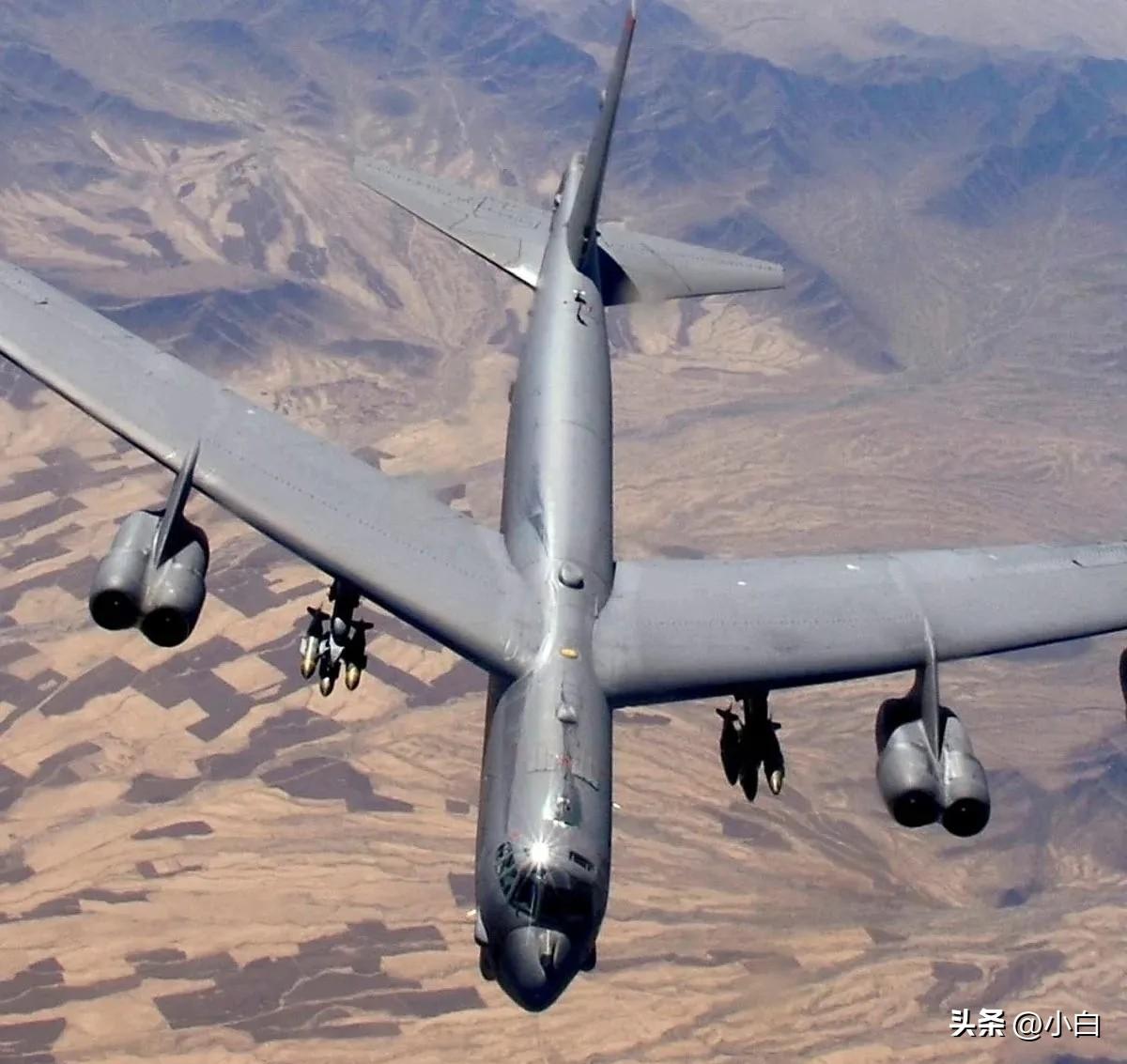 美国中央司令部宣布从3号开始B-52同温层堡垒轰炸机开始参与到对伊朗的空中打击。