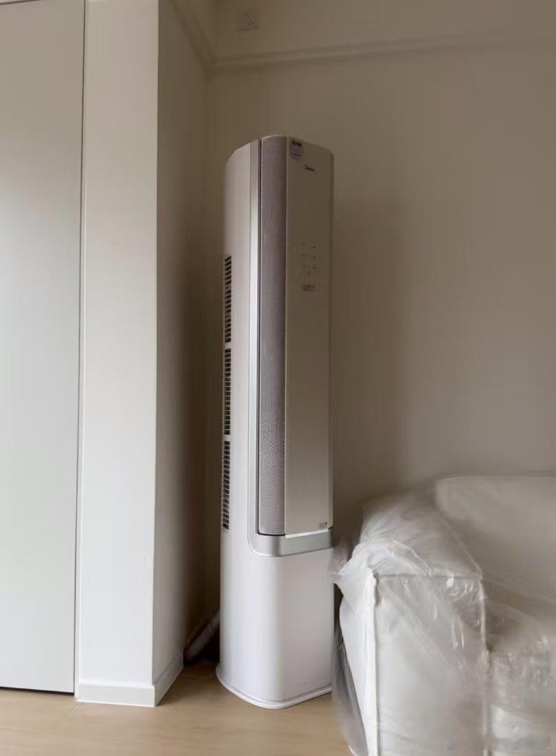 马思纯直播分享好状态秘诀  美的空调承包了我的四季惬意 作为马思纯的多年粉丝，一