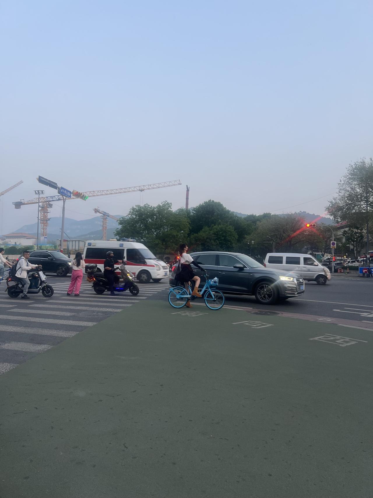 中超第六轮焦点战山东泰山主场战上海海港首发已出：还没赶到奥体，山东泰山队就摆出了