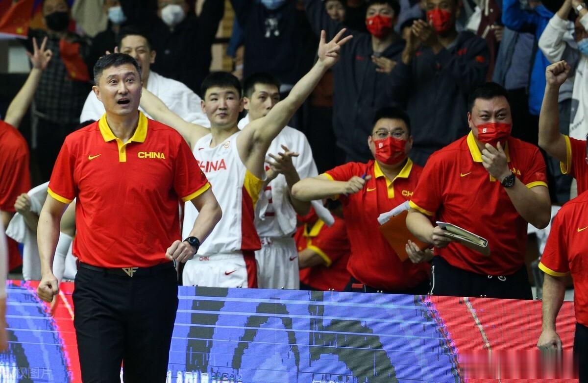 外界欠杜锋一个道歉！

都说杜锋不行，但好歹杜锋在带着残阵、面临着疫情的风险下时