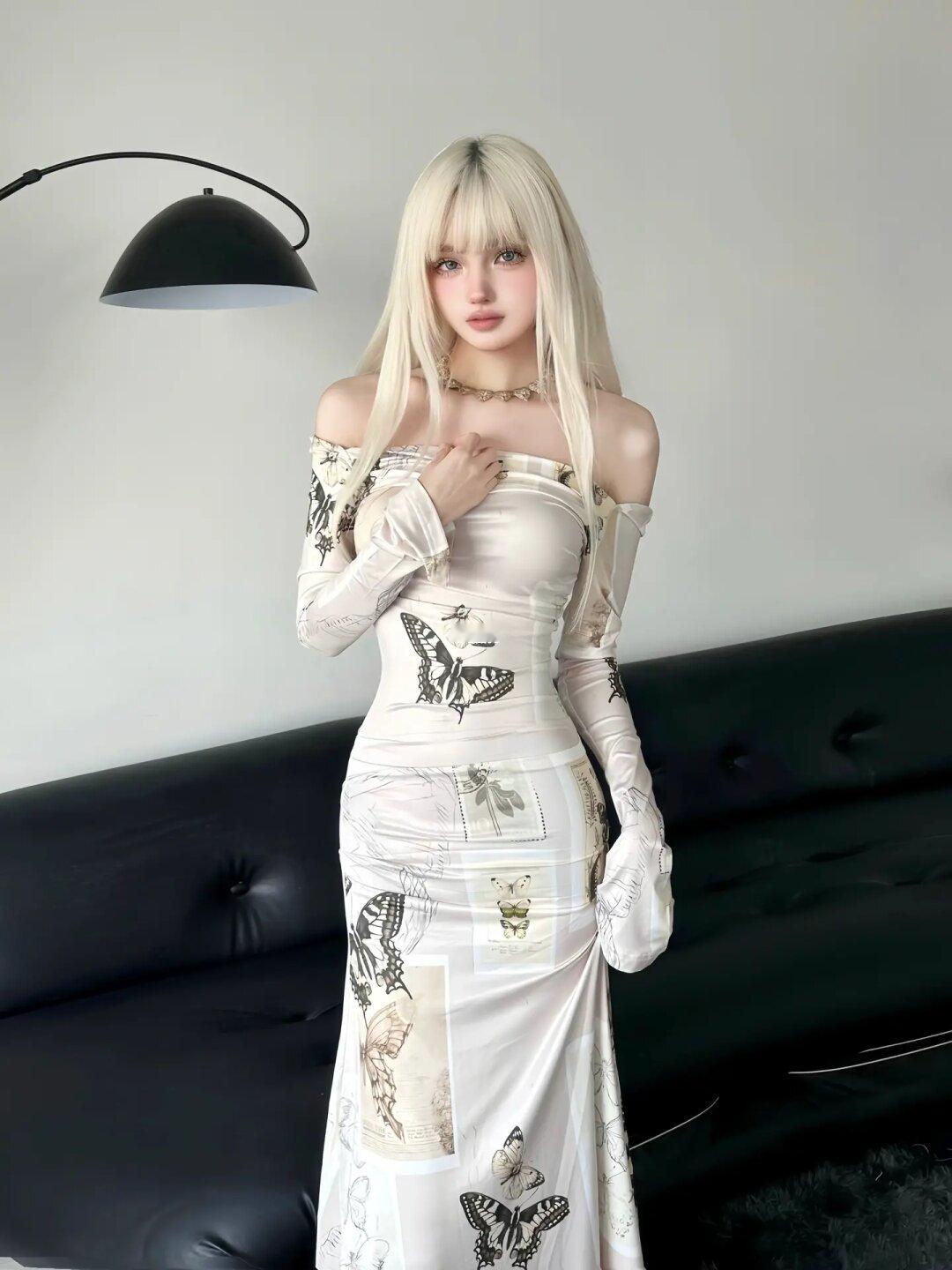 清冷白月光🦋･*☽:ﾟ･⋆