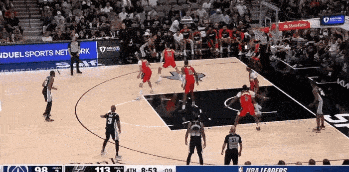 生涯首个50+！文班无视防守干拔命中，出场27分钟狂砍50分今天NBA常规赛马刺