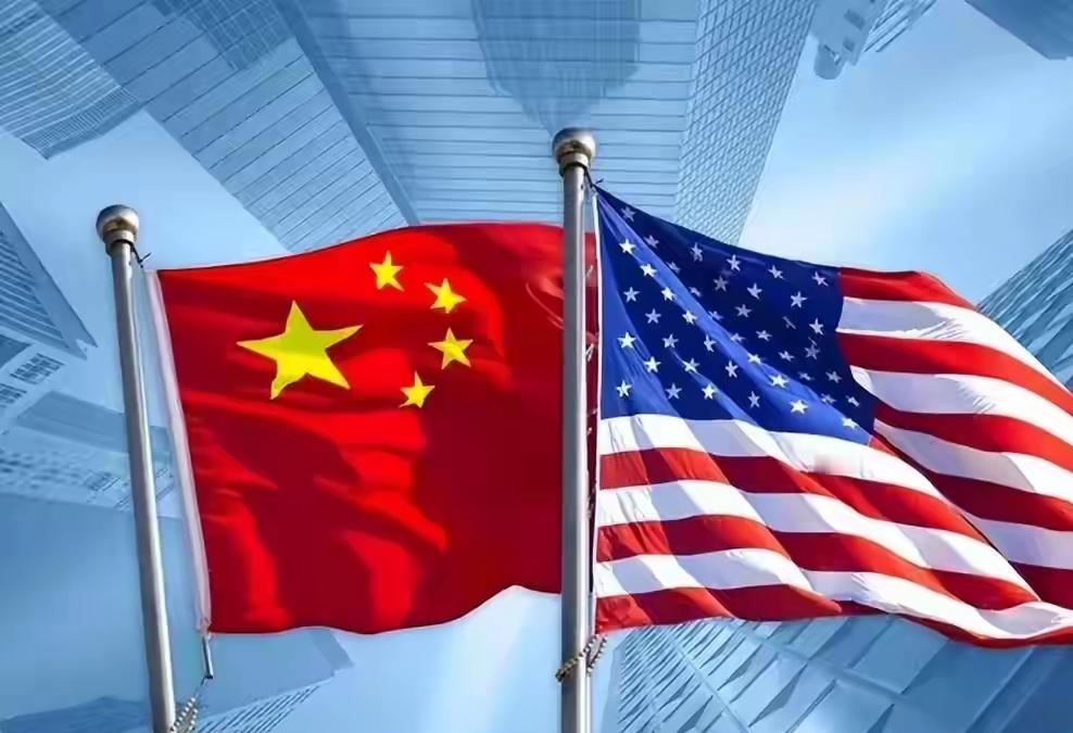 特朗普暂缓对台军售，根本原因在于即将访华。

他提前做了算盘，深知台岛问题是中美