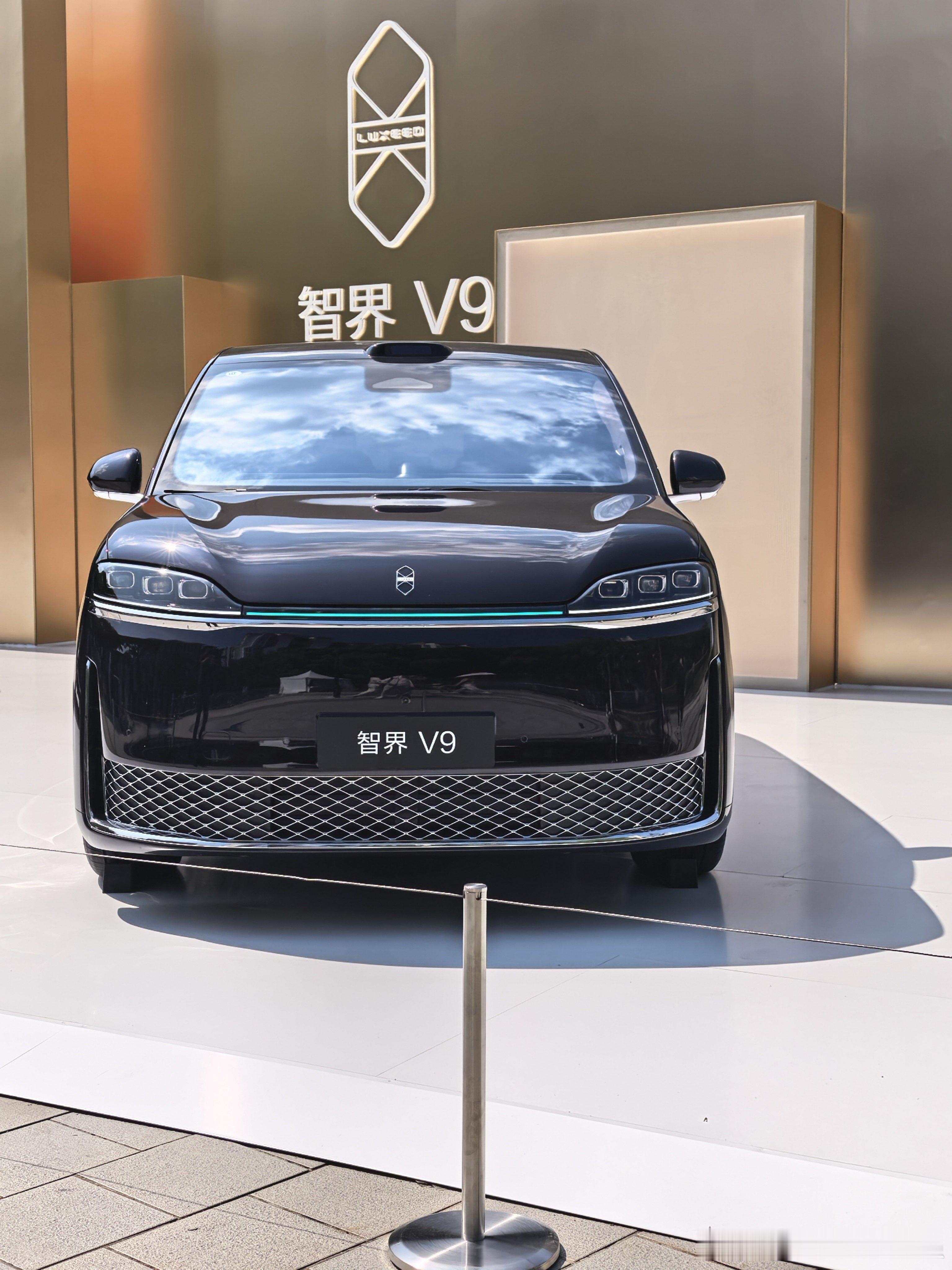 月销5000台+ 大概率没问题，你门觉得呢？智界v9特朗普结束访华