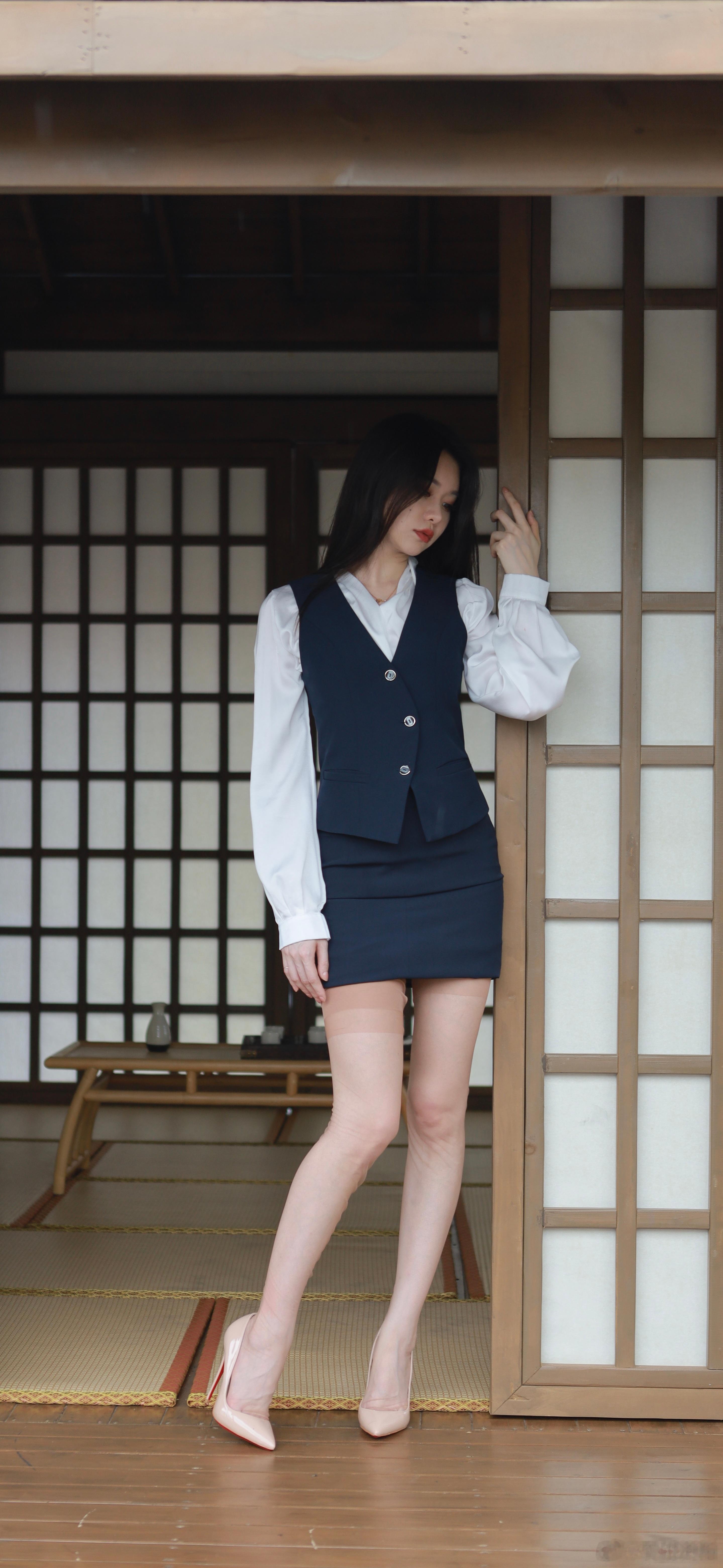 0705丝袜美腿高跟鞋 ​​​
