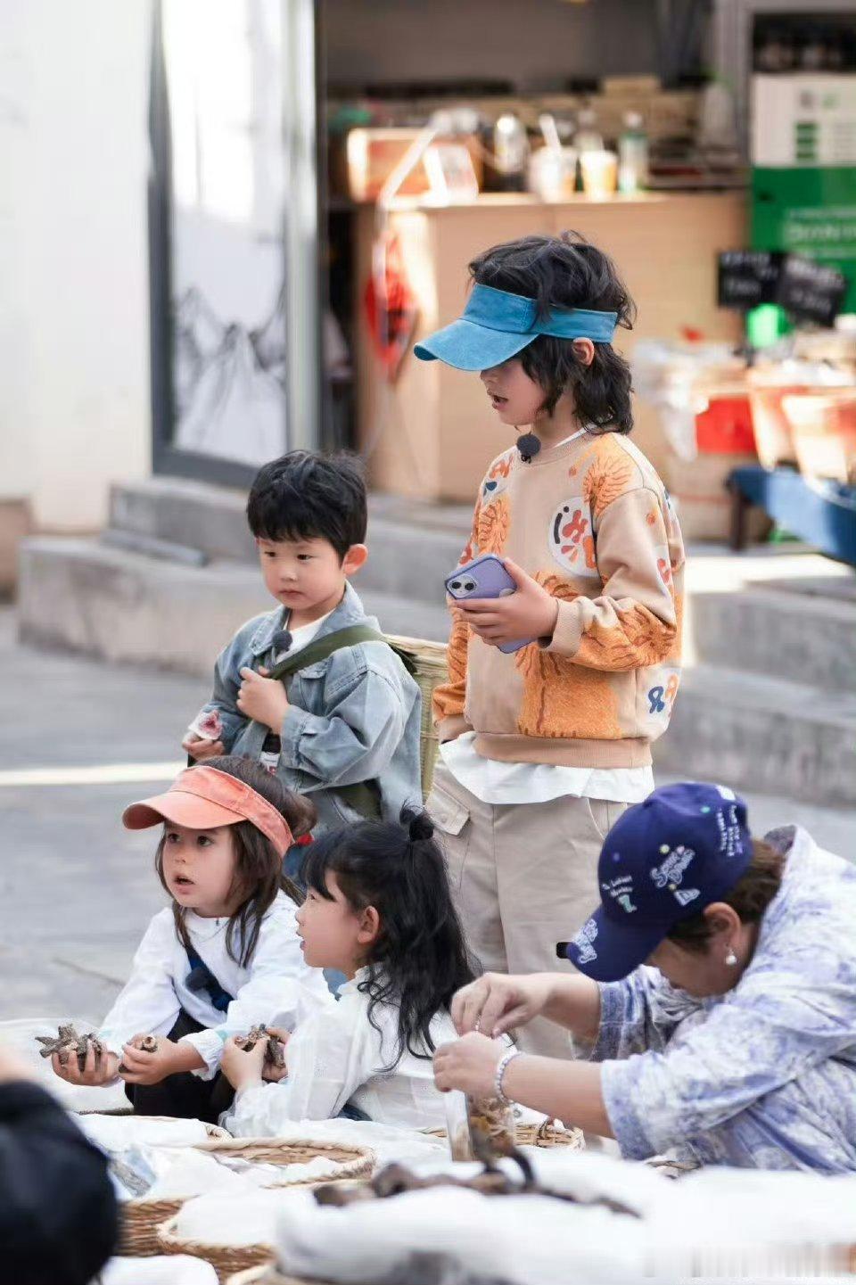 爸爸当家5江西大合体路透下雨也挡不住的快乐！！爸爸当家四组家庭江西合体，游轮上玩